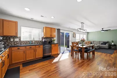 2729 Markham Woods Court, Charlotte, NC 28214 - Photo 9