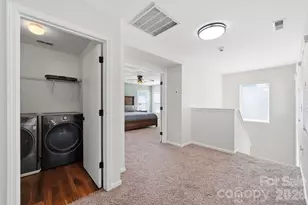 2729 Markham Woods Ct, Charlotte, NC 28214 - Photo 25