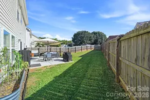 2729 Markham Woods Ct, Charlotte, NC 28214 - Photo 29
