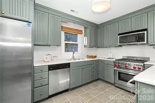 4617 Halstead Dr, Charlotte, NC 28209 - Photo 15