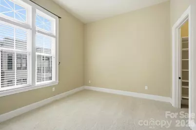 2810 Selwyn Avenue #428, Charlotte, NC 28209 - Photo 13