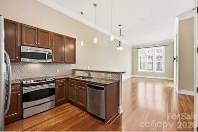 2810 Selwyn Avenue #428, Charlotte, NC 28209 - Photo 1