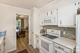 503 Crowfields Ln, Asheville, NC 28803 - Photo 7