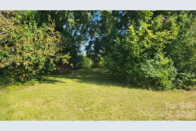 310 N Government Street, Lincolnton, NC 28092 - Photo 3