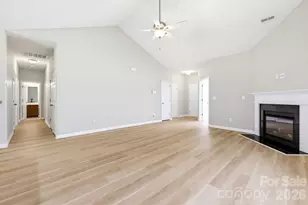 1704 Swan Dr, Charlotte, NC 28216 - Photo 7