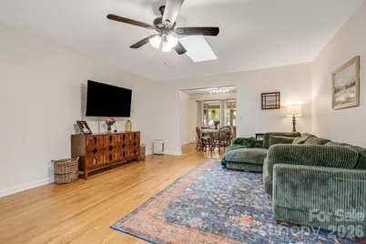 3238 Debbie Drive, Hendersonville, NC 28791 - Photo 7