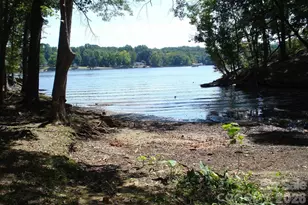 3201 Lake Pointe Dr, Belmont, NC 28012 - Photo 1