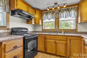 408 Sunny Dr, Waynesville, NC 28786 - Photo 13
