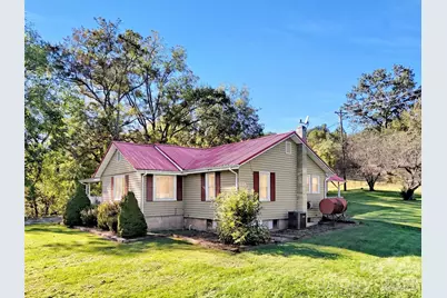 408 Sunny Drive, Waynesville, NC 28786 - Photo 5