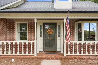 625 Davie Avenue, Statesville, NC 28677 - Photo 15