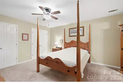 625 Davie Avenue, Statesville, NC 28677 - Photo 11