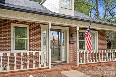 625 Davie Avenue, Statesville, NC 28677 - Photo 1