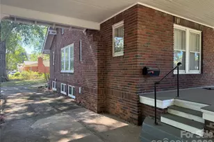 718 E E Franklin St, Monroe, NC 28112 - Photo 3