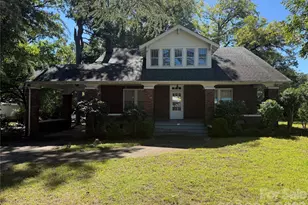 718 E E Franklin St, Monroe, NC 28112 - Photo 1