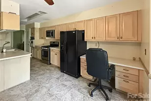 186 Catherine Dr, Columbus, NC 28722 - Photo 11