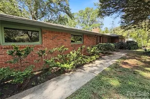 186 Catherine Dr, Columbus, NC 28722 - Photo 3