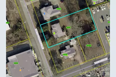 310 N Government Street, Lincolnton, NC 28092 - Photo 1