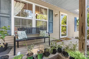 40 Rocking Porch Ln, Asheville, NC 28805 - Photo 5