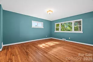 18 Northwood Rd, Asheville, NC 28804 - Photo 11