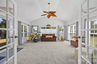 370 Mount Side Way, Fort Mill, SC 29715 - Photo 19