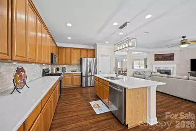 370 Mount Side Way, Fort Mill, SC 29715 - Photo 15