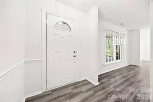 9112 Sardis Forest Dr, Charlotte, NC 28270 - Photo 3