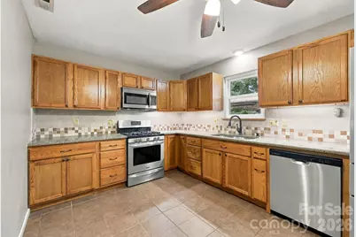 6423 Snow Bird Lane, Charlotte, NC 28227 - Photo 17