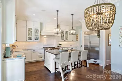 200 Huntley Place, Charlotte, NC 28207 - Photo 13