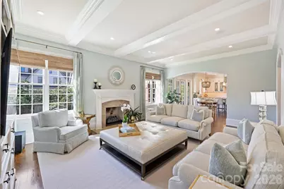 200 Huntley Place, Charlotte, NC 28207 - Photo 11