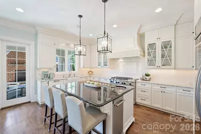 200 Huntley Place, Charlotte, NC 28207 - Photo 15