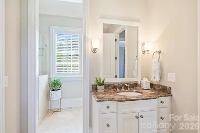 200 Huntley Place, Charlotte, NC 28207 - Photo 23