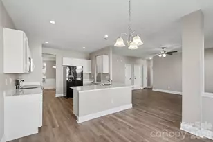 4059 Houldsworth Dr, Charlotte, NC 28213 - Photo 7