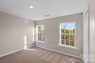 4059 Houldsworth Dr, Charlotte, NC 28213 - Photo 17