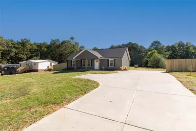 1692 Molly Circle, York, SC 29745 - Photo 3