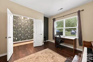 8815 Balsam Bay Rd, Charlotte, NC 28227 - Photo 5