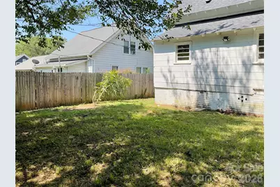 208 S Ransom Street, Gastonia, NC 28052 - Photo 15