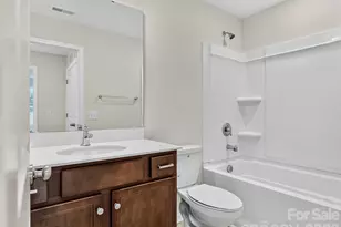 6565 Fire Lily Ln, Charlotte, NC 28216 - Photo 37