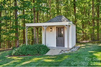 734 Stratford Woods Road, Matthews, NC 28105 - Photo 5