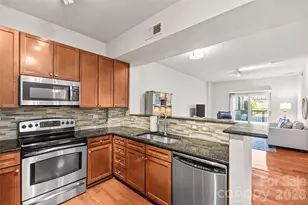 721 Governor Morrison St, Charlotte, NC 28211 - Photo 5