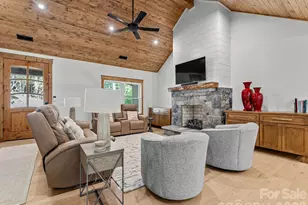 15 W Moytoy Ln, Brevard, NC 28712 - Photo 9