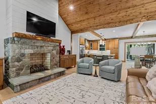 15 W Moytoy Ln, Brevard, NC 28712 - Photo 7