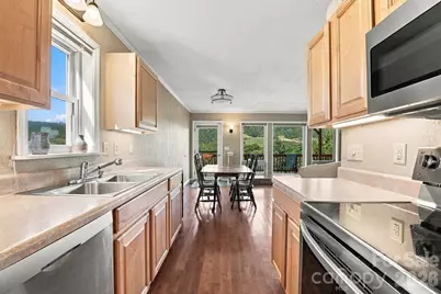 190 Camelot Drive, Banner Elk, NC 28604 - Photo 11