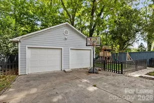 1705 Fountain View, Charlotte, NC 28203 - Photo 33