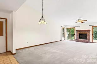 15A Windflower Ct, Asheville, NC 28805 - Photo 5