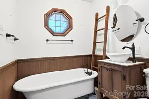 340 Genesis Cir, Black Mountain, NC 28711 - Photo 13