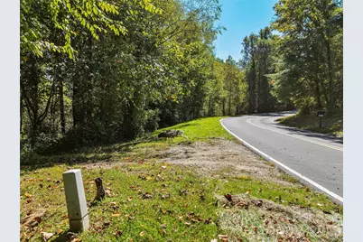 644 Walnut Valley Parkway, Arden, NC 28704 - Photo 17