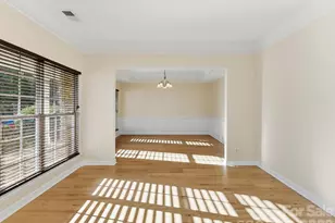 8128 Madrigal Ct, Waxhaw, NC 28173 - Photo 5