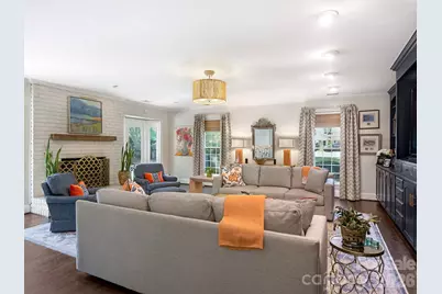 2007 Fromby Court, Charlotte, NC 28211 - Photo 17