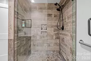 140 Gunclub Dr, Marshall, NC 28753 - Photo 19