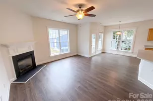 3926 Wilgrove Way Dr, Charlotte, NC 28213 - Photo 15